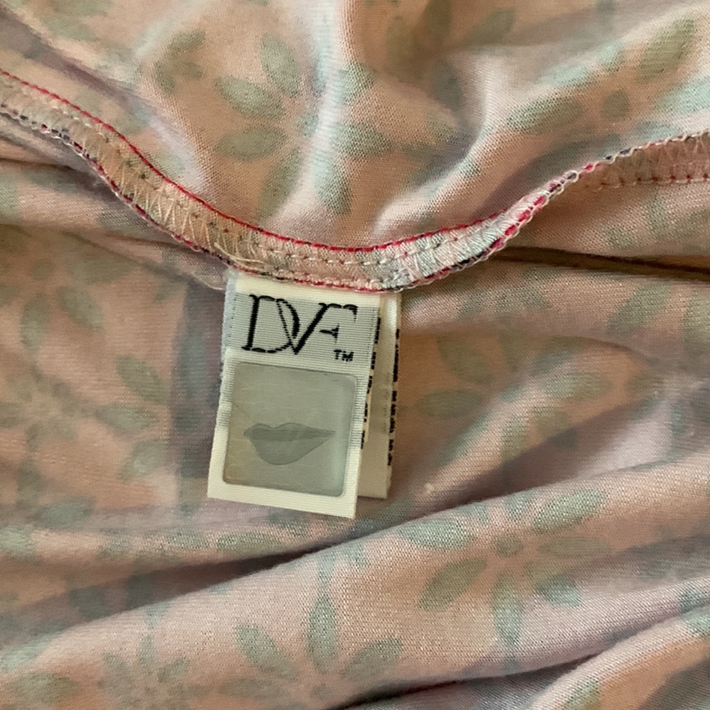 Dvf Wrap Dress - image 4
